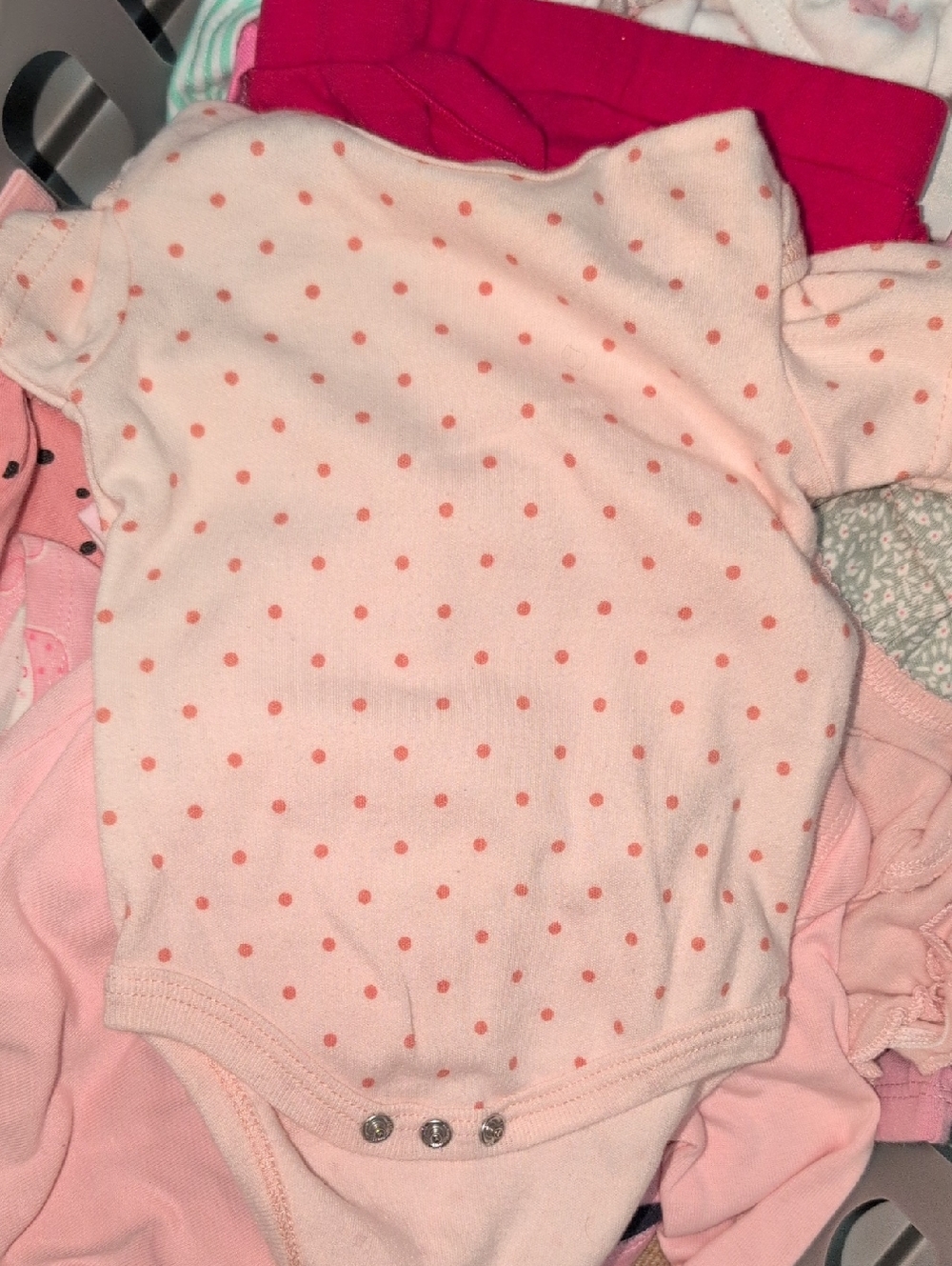 ❤️‍🔥10/$10❤️‍🔥 Baby Girls Views Pink Polka Dot Onesie Size 0-3M